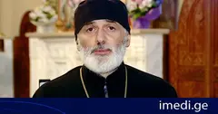 „სვეტიცხოვლის საკათედრო ტაძრის ეზოში თავის ნებაზე გადაადგილდება „ტვ პირველის“ ჟურნალისტი და როდესაც მას საპატრიარქო რეზიდენციის შესასვლელში გზას უღობავენ, ბანდიტებს უწოდებს სასულიერო პირებს“, - დეკანოზი ანდრია ჯაღმაიძე „ტვ პირველის“ გადამღები ჯგუფის ქცევის ამსახველ კიდევ ერთ ვიდეოს აქვეყნებს