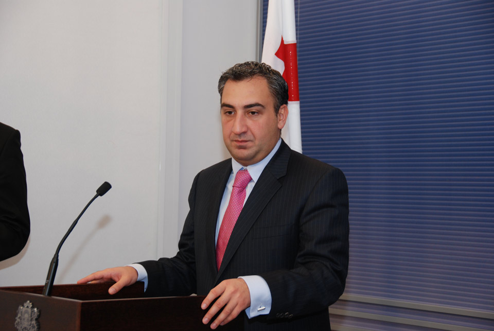 ნიკა გილაური 5 ოქტომბერს საჯარო შეხვედრას გამართავს - საქართველოს ისტორიული შანსი: შესაძლებლობა რომელიც არ უნდა გავუშვათ ხელიდან