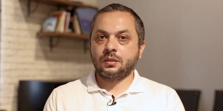 ბექა კობახიძე: ვისაც გგონიათ, რომ ქოცები მოქალაქეთა კავშირივით აორთქლდებიან, მგონი ცდებით