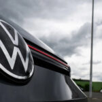 VW workers are ready to give up wage increases in exchange for maintaining factories - media