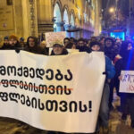 „ქველმოქმედება თავისუფლებისთვის“ – რუსთაველზე მსვლელობა მიმდინარეობს