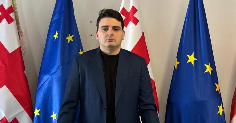 ლევან სანიკიძე: რა შუაშია ირაკლი კობახიძე 26 მაისთან? რა აკავშირებს მიხეილ ყაველაშვილსა და მერაბ კოსტავას? (ვიდეო)