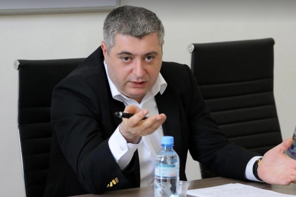 კახა კახიშვილი: ვიღაცას ოჯახი ეტყვის, რომ “კარგი შენ კიდე, რა გინდა? ბოლო-ბოლო ნუ გადაგვაყოლე ამ ქართულ ოცნებას, მოდი წამოდი აქედან”