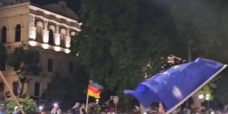 უწყვეტი პროტესტის 175-ე დღე – რუსთაველი ისევ გადაკეტილია