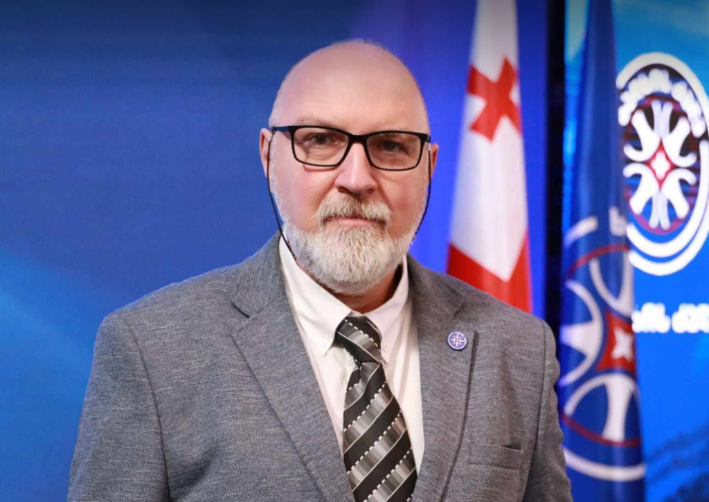 ტრამპის ამჟამინდელი ადმინისტრაცია ე.წ. “დიფ სთეითის” კიდევ ერთი “რებრენდიგირებული” მოკავშირეა და არა მისი ოპოზიცია