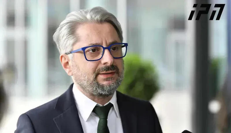 ნიკა გვარამია – ეს არ იყო მელიას დაკავება, ჩასაფრებით მოიტაცეს, აჩერებს პატრულის მანქანა „შუშის დაბურვაზე“, უცებ 10-ზე მეტი მანქანა და ხალხი გამოდის ტყის პირიდან, 100-მდე ადამიანი, შავებში ჩაცმული, ეს იყო კრიმპოლის ოპერაცია – „საღოლ“, გელა!