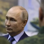 According to Putin, by the end of the year, Russia will be able to break through Ukrainian defense lines and fully occupy 4 districts - Bloomberg