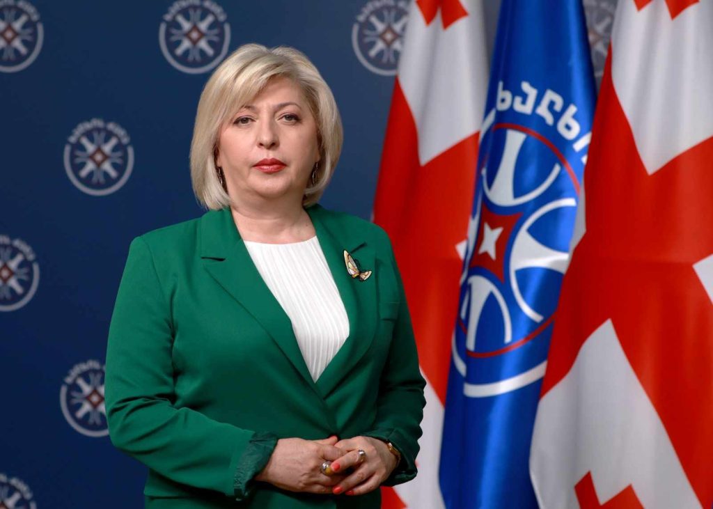 მომავალი თაობა აუცილებლად დააფასებს დღევანდელ ბრძოლას ოჯახური ღირებულებებისა და ერის იდენტობის შესანარჩუნებლად. ეს ისტორიას დარჩება, როგორც ერისა და ბერის უპრეცედენტო გაერთიანება