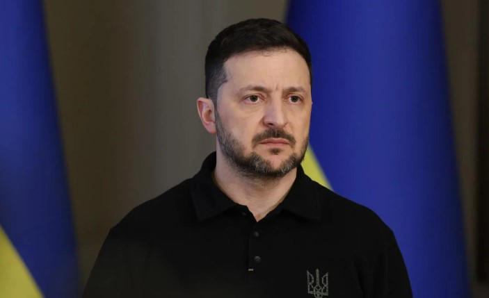 ვოლოდიმირ ზელენსკი – სამწუხაროა, რომ ევროპაში გარკვეული პირები ბლოკავენ უკრაინის უკრაინის ევროკავშირში გაწევრიანების პროგრესს იმისთვის, რომ წითელი მოედანის ტრიბუნაზე უკეთესი ადგილი მოიპოვონ