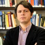 “ერთ დღეს სიმონ ვეკერმა 200 მობილური ჩაყარა ურიკაში და ქუჩაში გააგორა – ასეთი აქტივიზმის დრო მოვიდა” – გიორგი მელაძე