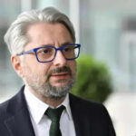 ნიკა გვარამია: … ზუსტად მაგას დააკმაყოფილებს ივანიშვილი: გაუშვებს ტყვეებს და შეგვათრევს ქვეყნის დამღუპველ წინასწარ გაყალბებულ არჩევნებში