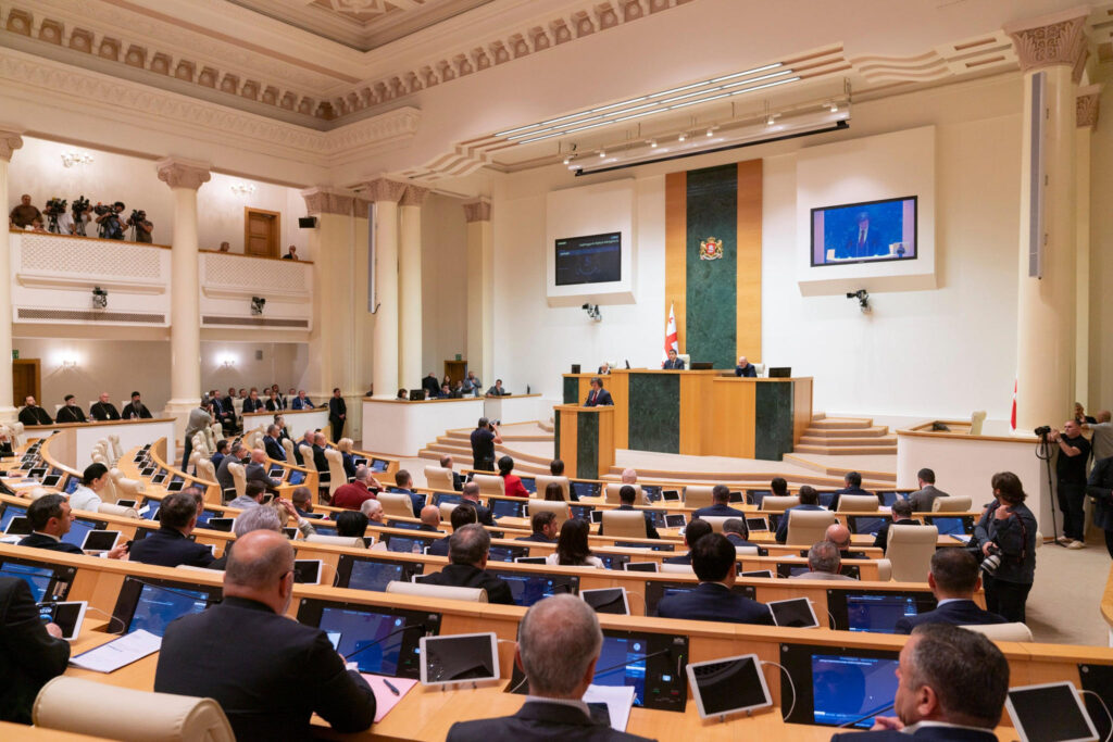 ირაკლი კობახიძე – ჩვენ ვართ პატარა ქვეყანა და დიდ ომებს ვერ მოვიგებთ – არც გვინდა ჩავერთოთ, არც დიდ და არც პატარა ომებში – მთავარი ასპარეზი, სადაც ქართველმა შეიძლება უმაღლეს დონეზე აწიოს ქართული დროშა და გააჟღეროს ჰიმნი, სპორტია