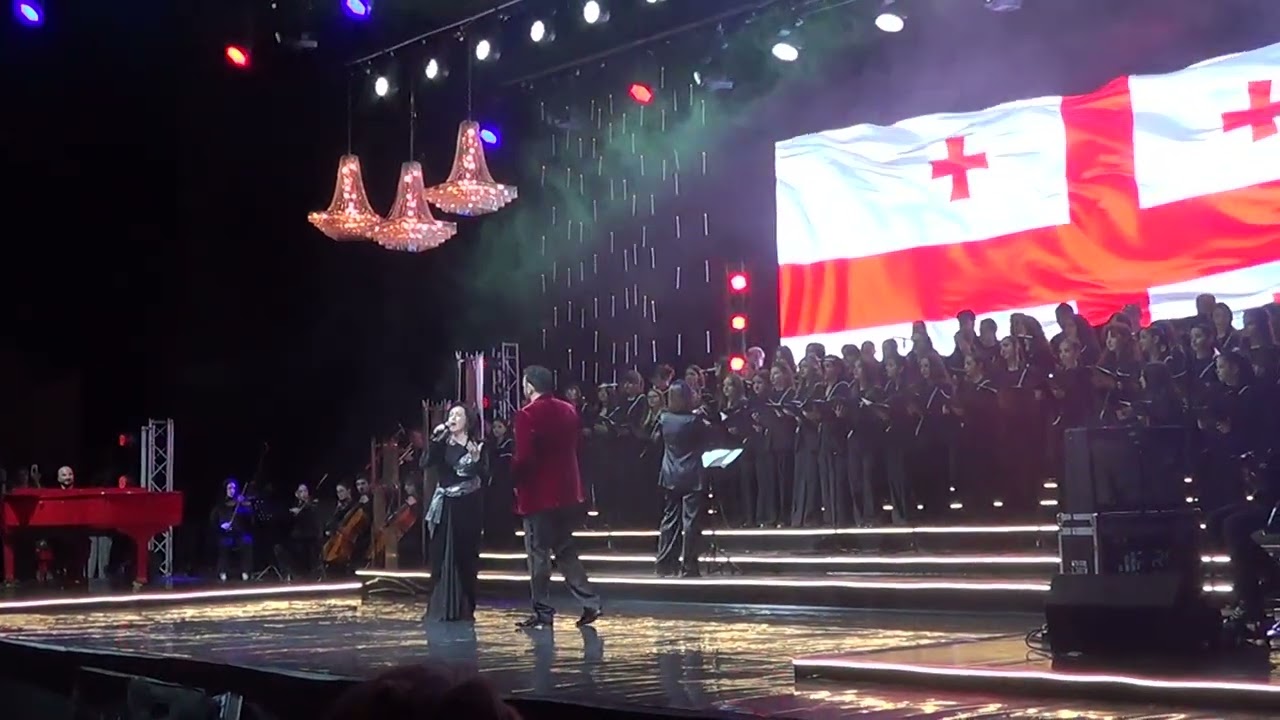 თამარ გვერდწითელის და ანრი ჯოხაძის შეუდარებელი დუეტი – „სიყვარული დაფრინავს” (ვიდეო)