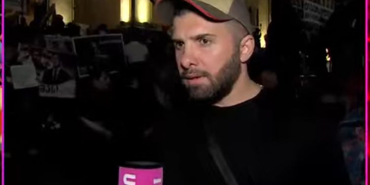 “არჩევნებში არ უნდა მივიღოთ მონაწილეობა” – აქციის მონაწილე “ტვ პირველთან”