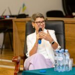 Nana Dikhaminji: Officials dared to talk about these problems just this year. But Putin cannot be asked to stop the war directly. So everyone came to the central bank and…