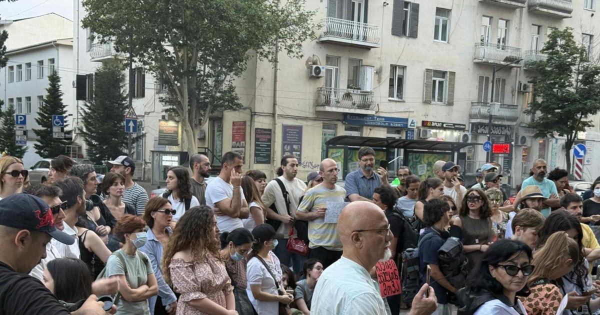 “სიკვდილით სავსე ქალაქი” – თბილისის მერიასთან აქცია იმართება