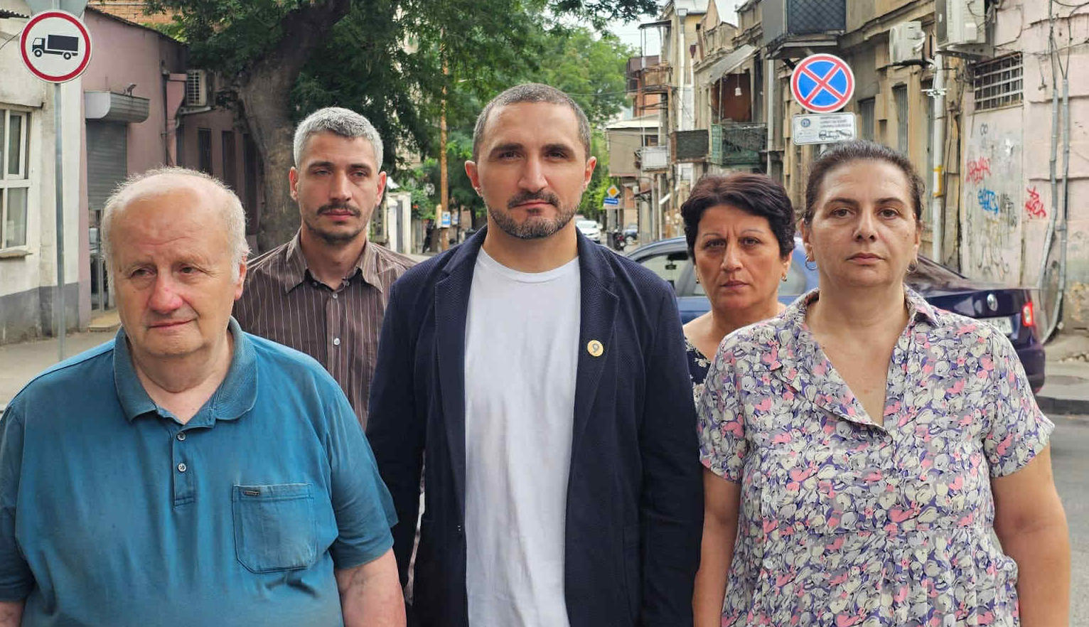 ნიკა ჩერქეზიშვილი – ე.წ. ხელისუფლებამ, მერიამ, კახა კალაძემ ველური ქმედებებით ადამიანები სახლებიდან გამოყარეს, მათ შორის ბავშვები – ეს მიუთითებს „ქართული ოცნების“ სისტემურ გაუმართაობაზე, როცა ყველა რგოლი მოშლილია