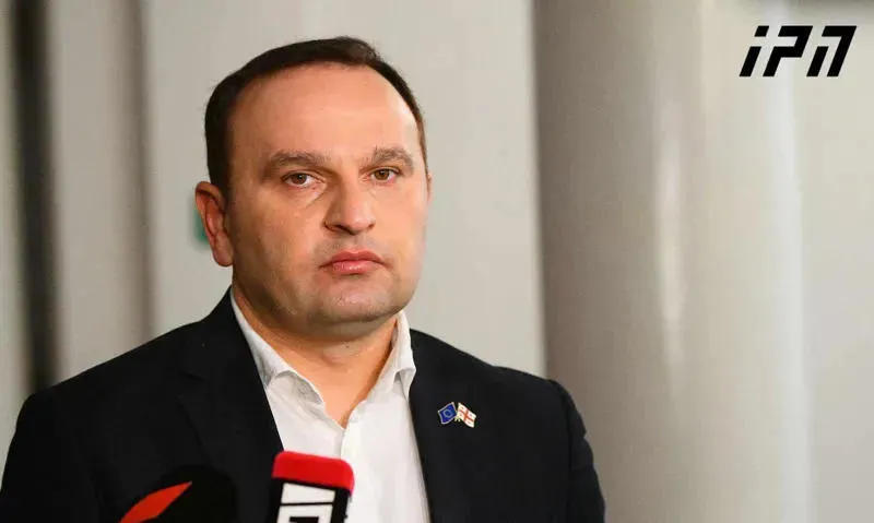პაატა მანჯგალაძე შალვა პაპუაშვილს – თითქმის ყველა აქტიური ოპოზიციური ლიდერი ტყვეობაში გყავთ და შალვა, შენ შირაქის ველზე რომელ ლიდერებს ეძებ?