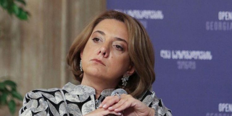 “თუ არ ჩატარდება ახალი საპარლამენტო არჩევნები, ჩვენ გვემუქრება საფრთხე, დავკარგოთ უვიზო მიმოსვლის შესაძლებლობა” – სამადაშვილი