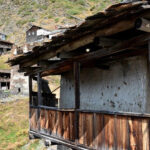 Why the number of residents living in agricultural settlements