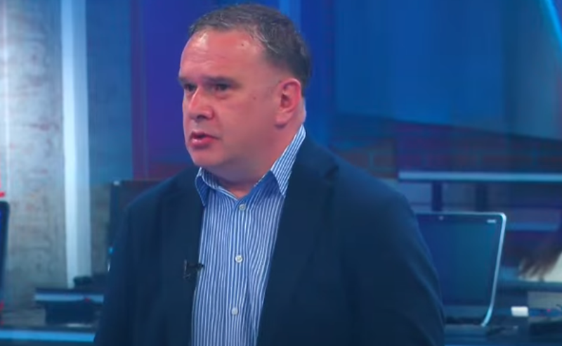 ზაზა ბიბილაშვილი: სინამდვილეში, კიდევ ერთხელ დადასტურდა, რომ სულ ფეხზე ჰკიდიათ დემოკრატია, ბაჩიაშვილის ამბავში – ანუ ივანიშვილის პირად ახირებაში – გაუცვალეს არაბებს საქართველოს ეროვნული ინტერესები