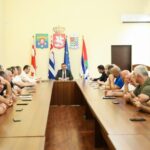 ხელვაჩაურის მუნიციპალიტეტის მერმა, ზაზა დიასამიძემ, მერის მოადგილეებთან და მუნიციპალიტეტის სტრუქტურული ერთეულების ხელმძღვანელებთან, სამუშაო შეხვედრა გამართა.