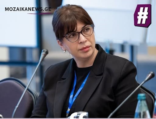 ნინო ფსუტური: ჩემი სოლიდარობა მასწავლებელ ნინო დათაშვილს!
