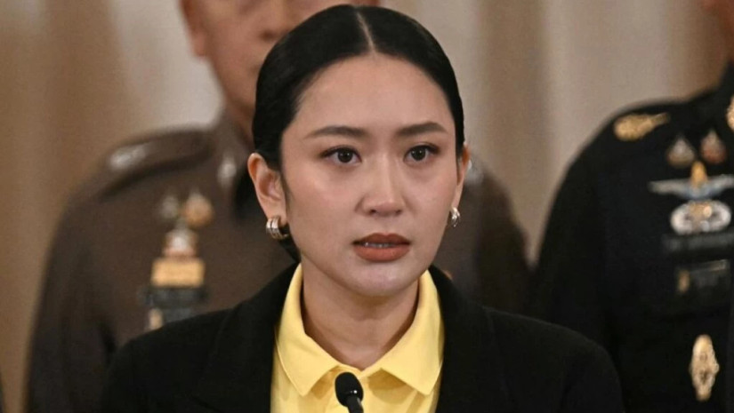 ტაილანდის სასამართლომ ქვეყნის პრემიერ-მინისტრი კამბოჯის ყოფილ ლიდერთან სატელეფონო საუბრის გამო თანამდებობიდან გადააყენა