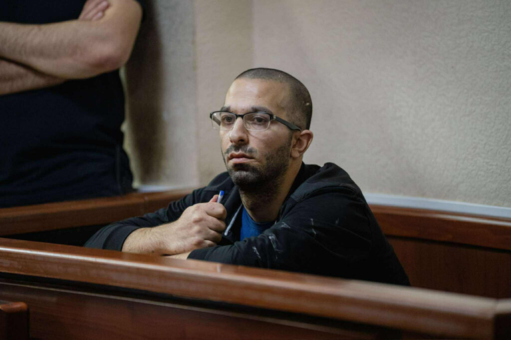 პარლამენტთან, კამერების დენის წყაროს დაზიანებისთვის ბრალდებულ არჩილ მუსელიანცს 4 წლით თავისუფლების აღკვეთა მიესაჯა