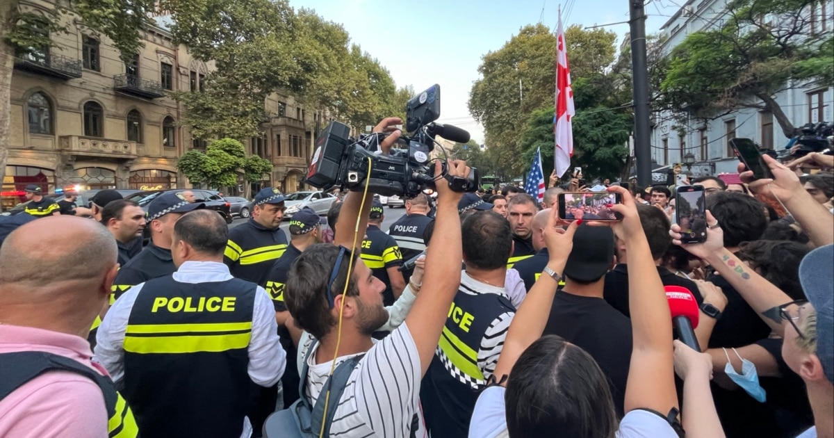 დაუყოვნებლივ გაათავისუფლეთ დაკავებული დემონსტრანტები – „სოციალური სამართლიანობის ცენტრი“