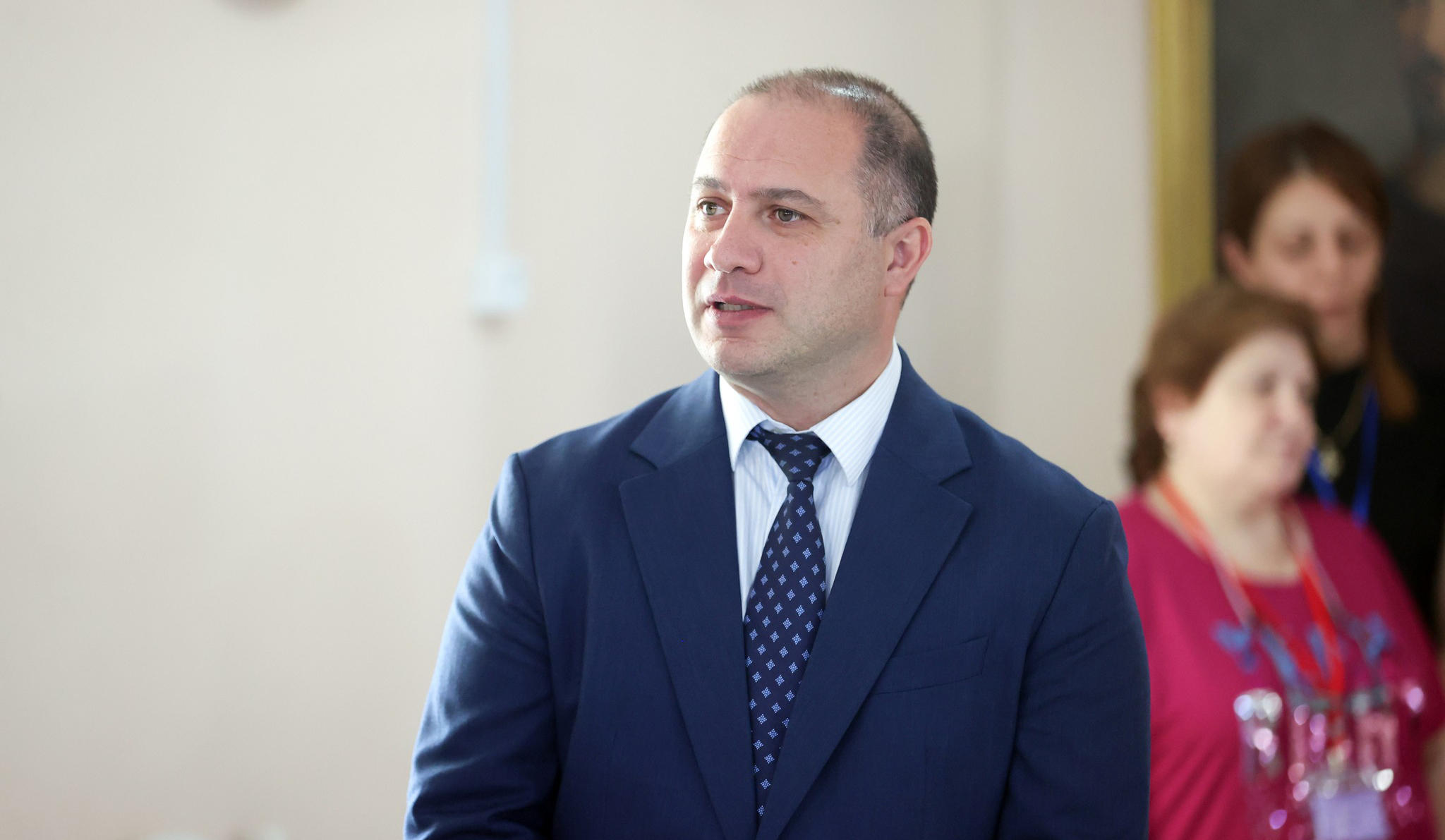 გივი მიქანაძე: საქართველოს მოსახლეობის უდიდესი ნაწილი აბსოლუტურად არ არის იმ მიმართულებაზე ორიენტირებული, რომ სასწავლო პროცესი მათმა შვილებმა და ახალგაზრდებმა გააგრძელონ ევროპულ უნივერსიტეტებში