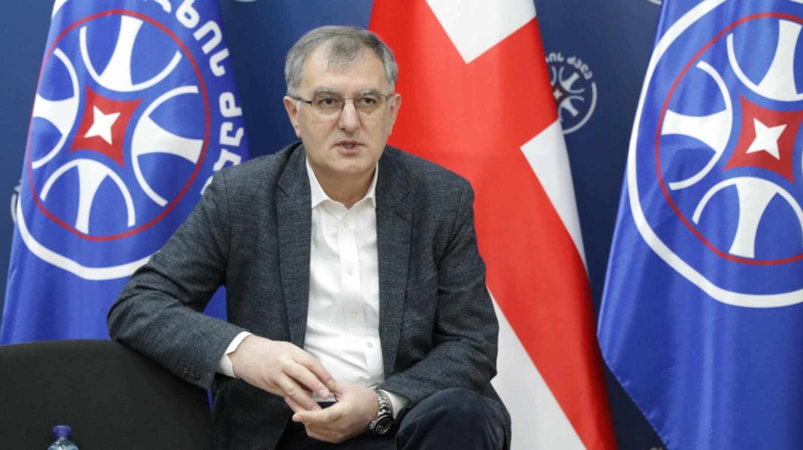 ვიზალიბერალიზაცია არის ძალიან დიდი მიღწევა ჩვენი ქვეყნის, ჩვენი ხელისუფლების. ეს არის ძალიან დიდი კომფორტი ჩვენი მოსახლეობისთვის და მე იმედი მაქვს, რომ ვერ მოხერხდება მისი შეჩერება, რადგან გვყავს ძალიან ბევრი მეგობარი