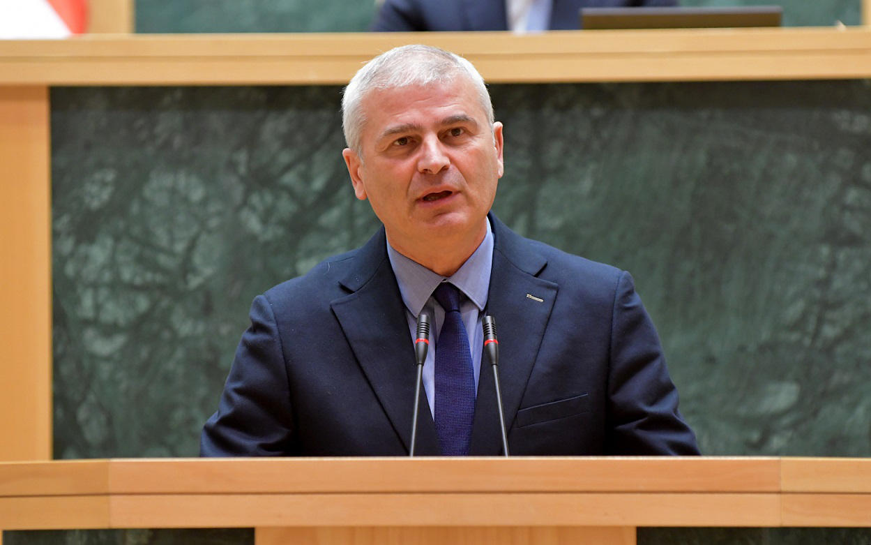 ირაკლი ქადაგიშვილი: პრეზიდენტმა საღამოს გამოსცა შეწყალების აქტი და დილიდან დაიწყო გათავისუფლება, რა არის ანტიჰუმანური?