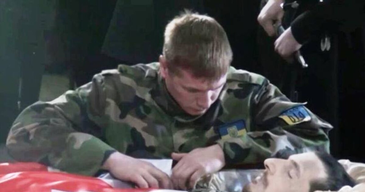 ქართველები და აფხაზები უკრაინის ფრონტის ორივე მხარეს