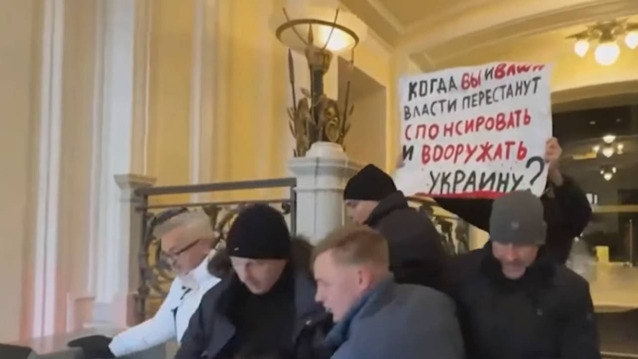 რუსეთში პოლონეთის ელჩს თავს დაესხნენ