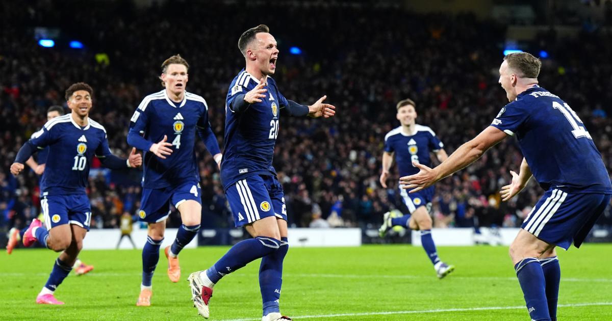 [VIDEO] შმეიხელს მოედნის ცენტრიდან გაუტანეს – შოტლანდიის ნაკრები 27 წლის შემდეგ მსოფლიო ჩემპიონატზე პირველად ითამაშებს!