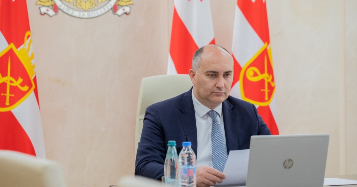 ნორმალურ ქვეყანაში ამას არათუ სასამართლო, ბრალდების მხარეც არ გაიზიარებდა – ექსმინისტრი ბურჭულაძე კორუფციის ბრალდებაზე