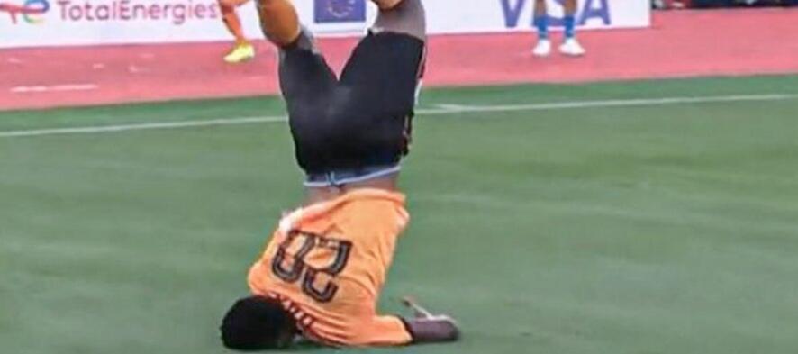 [VIDEO] სულ არ გაეტანა, არ სჯობდა? – დაკამ გოლის აღნიშვნისას კინაღამ კისერი მოიტეხა