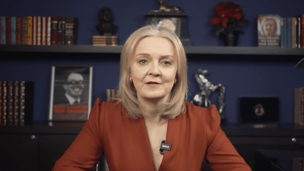 ახალ ელიტას არ ადარდებდა ბრიტანეთის მდგომარეობა ან მისი ხალხის კეთილდღეობა, არამედ, ისეთი კონცეფციები, როგორებიცაა დეცენტრალიზაცია, კლიმატის ცვლილება, სოციალური